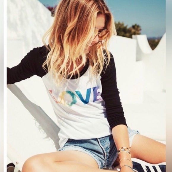 NWT Chaser Long Sleeve Love Shirt - Picture 3 of 9